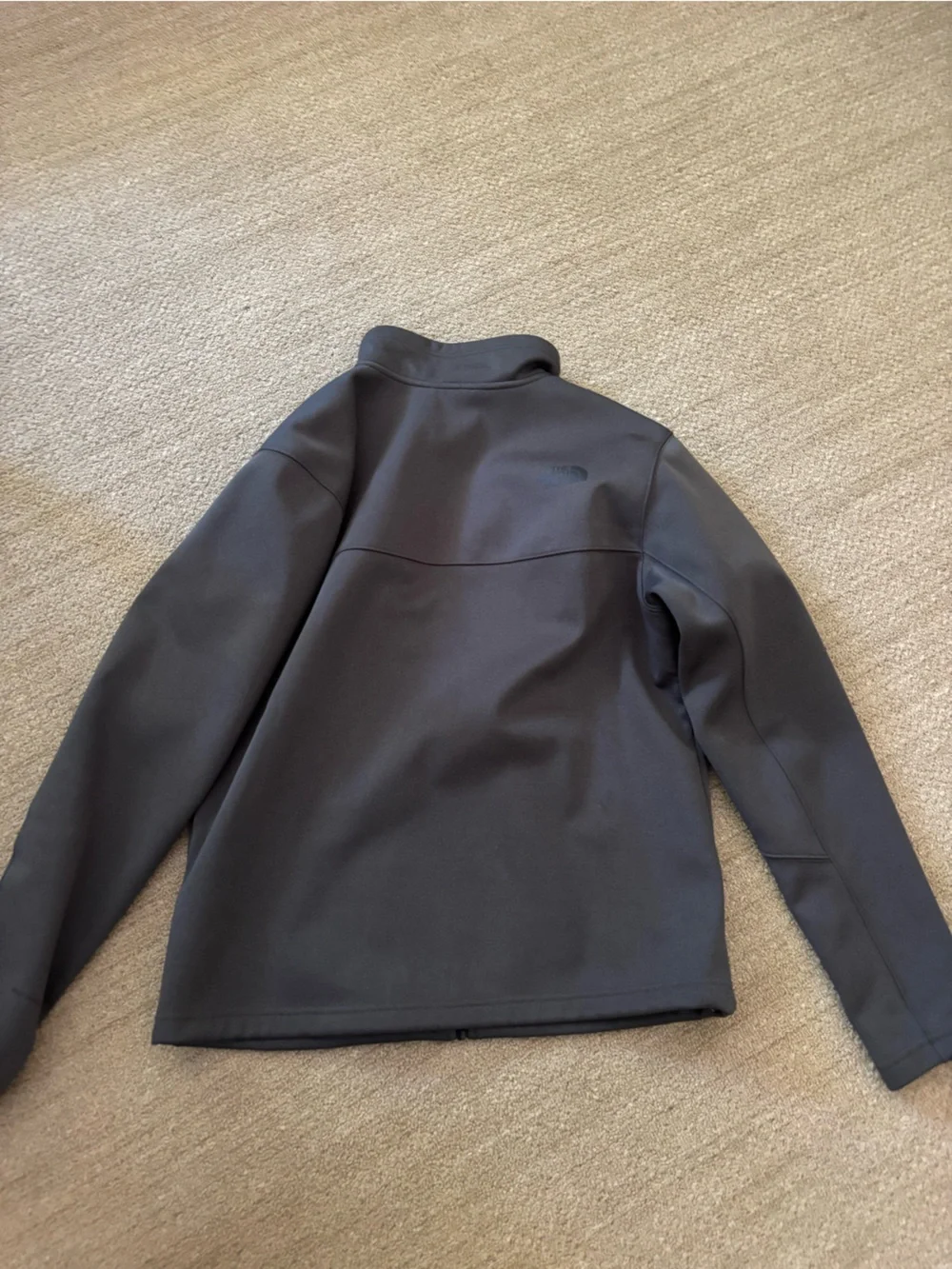 The North Face Men's Charcoal Gray Softshell Performance Jacket